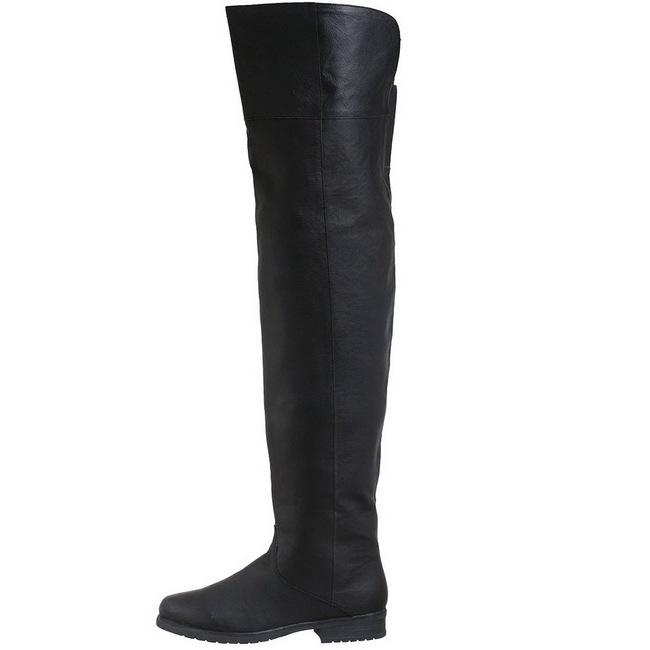 hommes en cuissardes et cuir