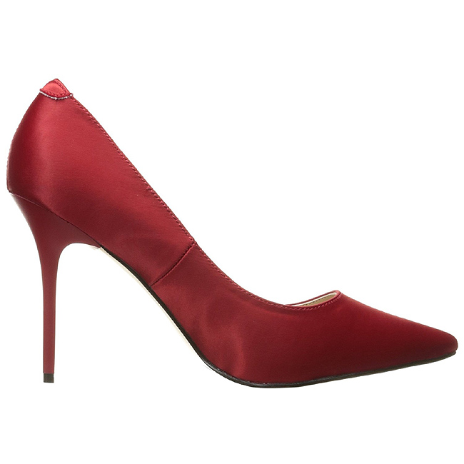 talon aiguille noir semelle rouge